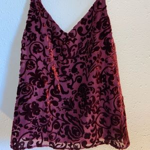 Maroon tank